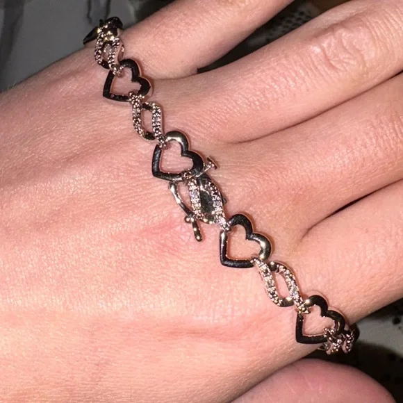 Heart chain diamond bracelet - Picture 2 of 5